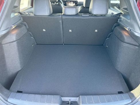 Used 2025 Nissan Kicks SR image 33