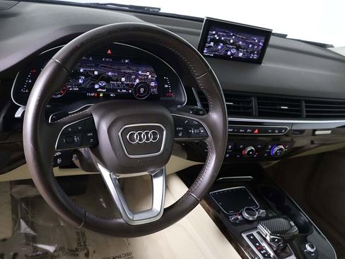 Used 2017 Audi Q7 3.0T Premium Plus w/ Premium Plus Package image 28