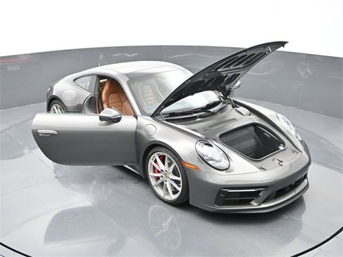 Used 2022 Porsche 911 Carrera 4 GTS image 25