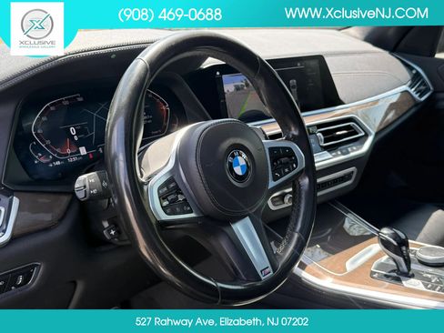 Used 2022 BMW X5 sDrive40i w/ M Sport Package RWD image 9