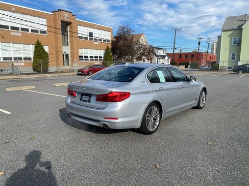 Used 2018 BMW 530e xDrive 530e xDrive iPerformance image 5