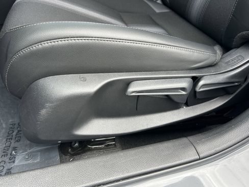 Used 2025 Honda Civic Sport image 23