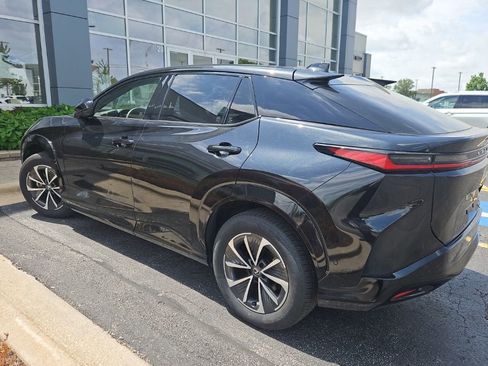 Used 2025 Lexus RZ 450e w/ Technology Package AWD/4WD image 4