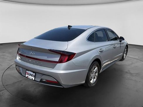 Used 2023 Hyundai Sonata SE FWD image 9