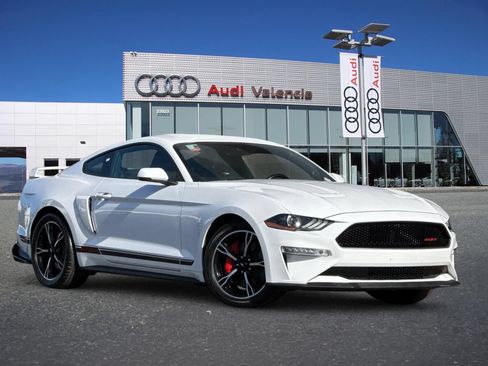 Used 2023 Ford Mustang GT Premium w/ Equipment Group 401A RWD image 2