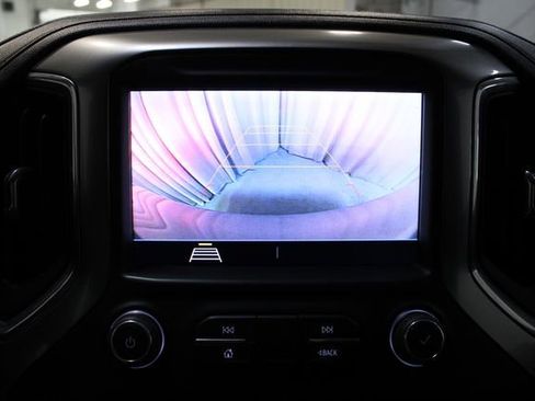 Used 2020 Chevrolet Silverado 1500 LT w/ Fleet Comfort Package image 4