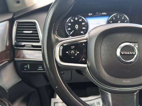 Used 2017 Volvo XC90 T6 Momentum w/ Vision Package AWD/4WD image 28