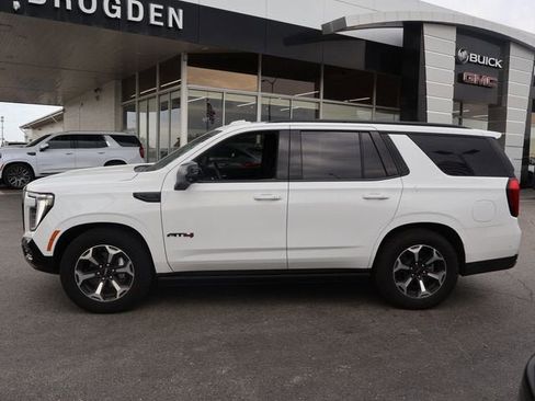 Used 2026 GMC Yukon AT4 Ultimate AWD/4WD image 4