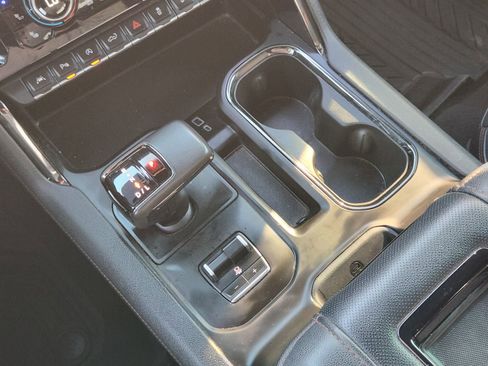 Used 2022 GMC Sierra 1500 AT4 w/ AT4 Premium Package image 22