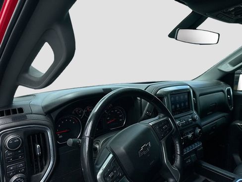 Used 2022 Chevrolet Silverado 1500 LT Trail Boss w/ LT Trail Boss Premium Package AWD/4WD image 12