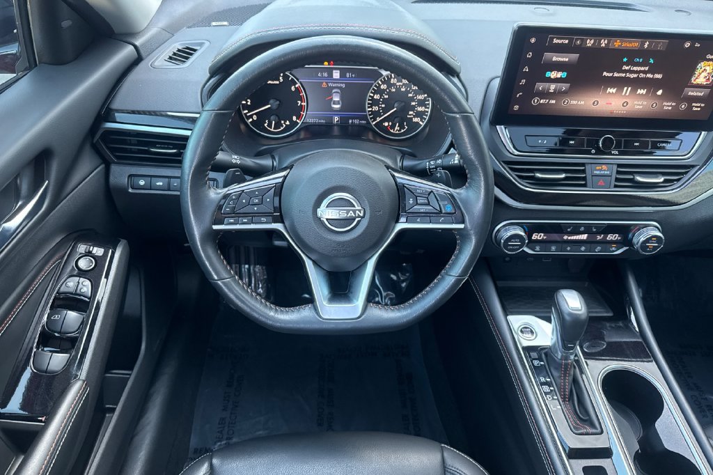 Used 2023 Nissan Altima 2.0 SR FWD image 13