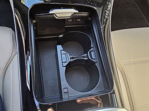 Certified 2025 Mercedes-Benz C 300 4MATIC Sedan image 27