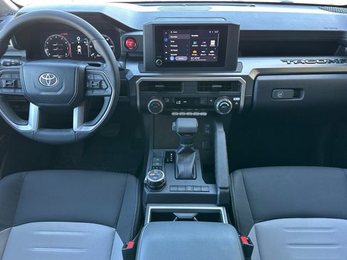 Certified 2026 Toyota Tacoma TRD Off-Road AWD/4WD image 12