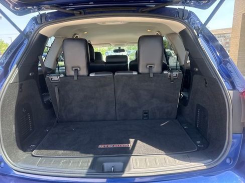 Used 2020 Nissan Pathfinder SV w/ Rock Creek Edition FWD image 17