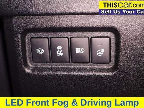 Used 2022 Lexus GX 460 Premium w/ Premium Package image 24