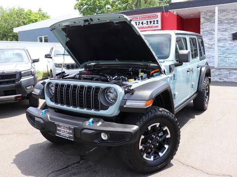 Used 2024 Jeep Wrangler Unlimited Rubicon 4xe AWD/4WD image 55