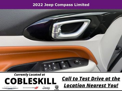 Used 2022 Jeep Compass Limited AWD/4WD image 15