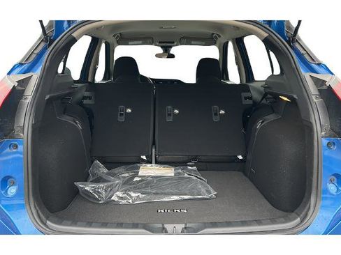 Certified 2025 Nissan Kicks Play S image 10