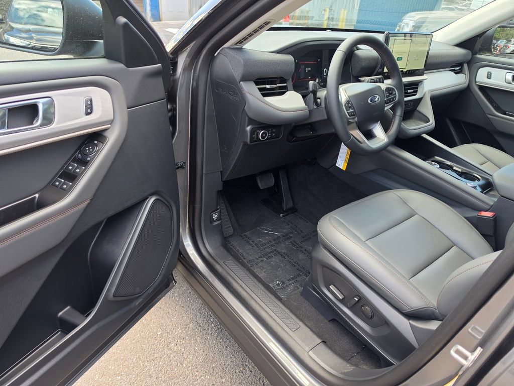 New 2026 Ford Explorer Active w/ Active Comfort Package AWD/4WD image 20