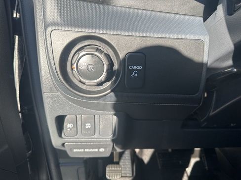 Used 2010 Honda Ridgeline RTL image 12