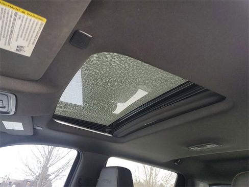 Used 2021 GMC Sierra 1500 AT4 w/ AT4 Premium Package image 10