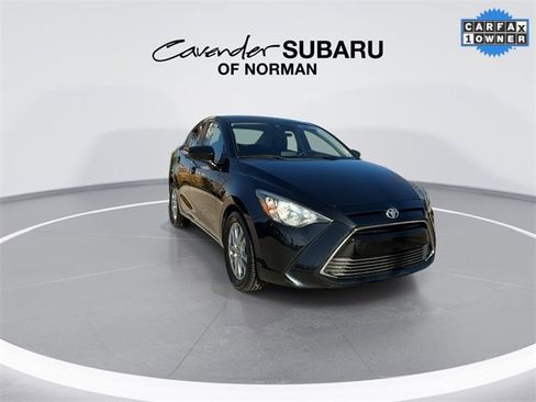 Used 2018 Toyota Yaris iA image 3