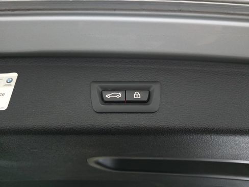 Used 2017 BMW X3 xDrive28i AWD/4WD image 16
