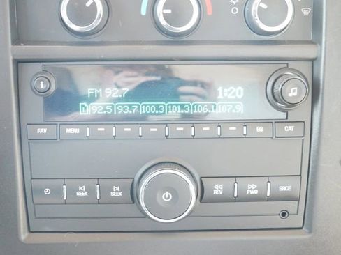 Used 2023 Chevrolet Express 3500 w/ Power Convenience Package RWD image 15