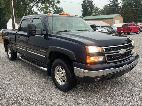 Used 2006 Chevrolet Silverado 1500 LT AWD/4WD image 11