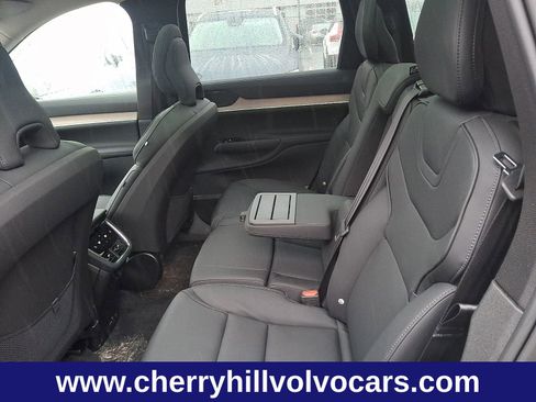 New 2025 Volvo EX90 Ultra w/ Protection Package Premier image 6
