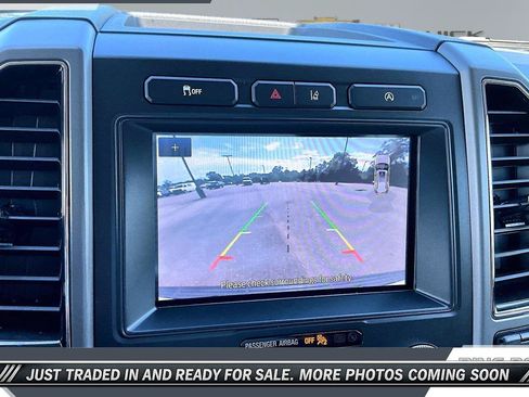Used 2020 Ford Expedition XLT w/ Equipment Group 201A RWD image 15