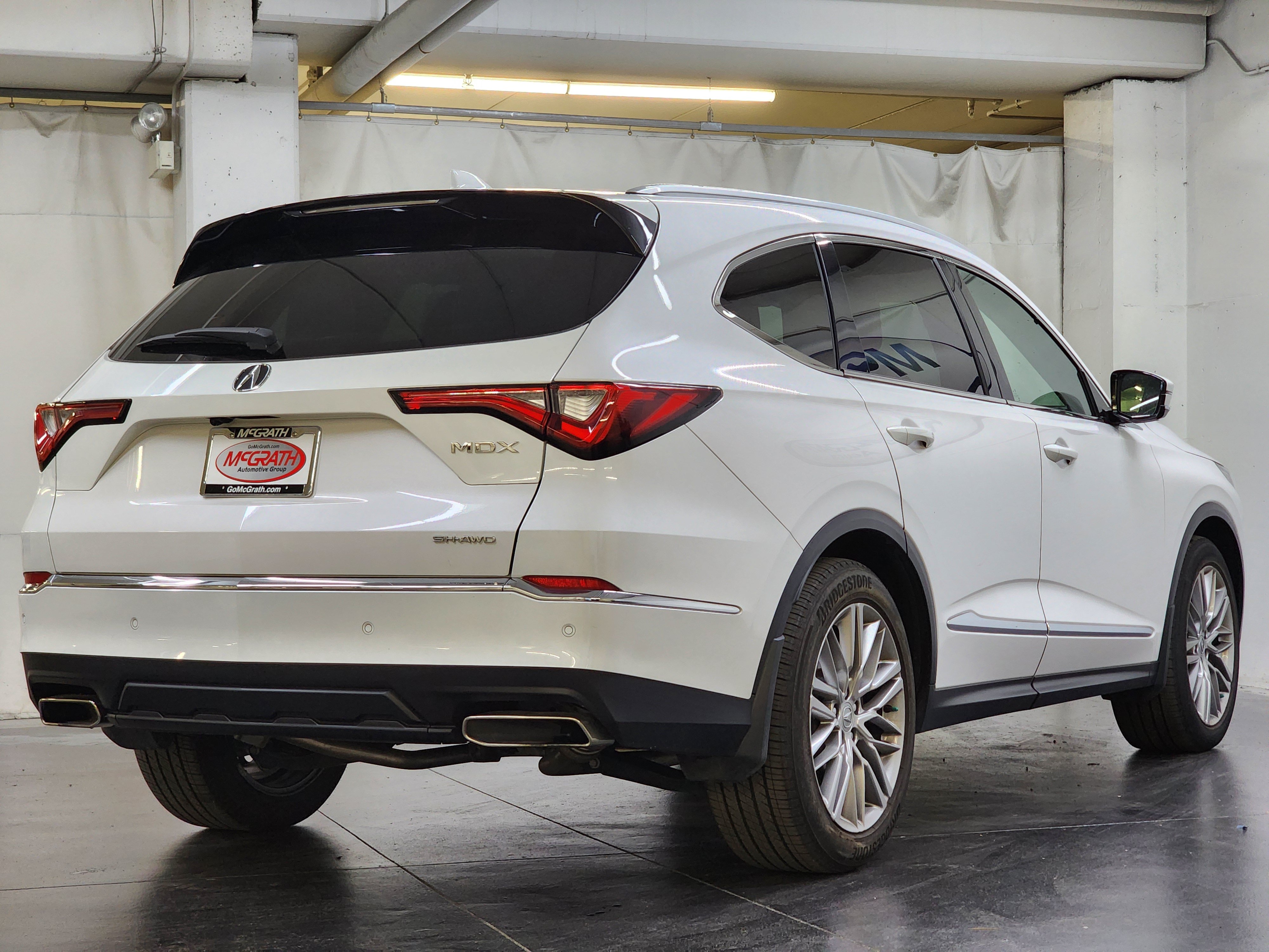 Used 2023 Acura MDX w/ Advance Package AWD/4WD image 6