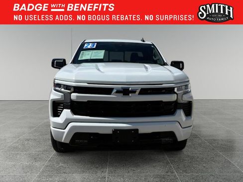 Used 2023 Chevrolet Silverado 1500 RST w/ Convenience Package II AWD/4WD image 4