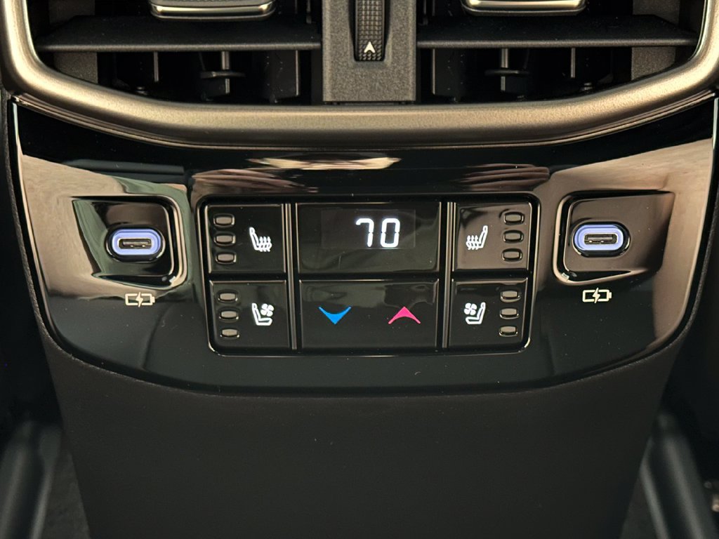 New 2026 Lexus RX 450h AWD image 21