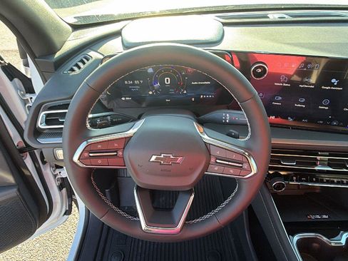 New 2026 Chevrolet Traverse LT image 21