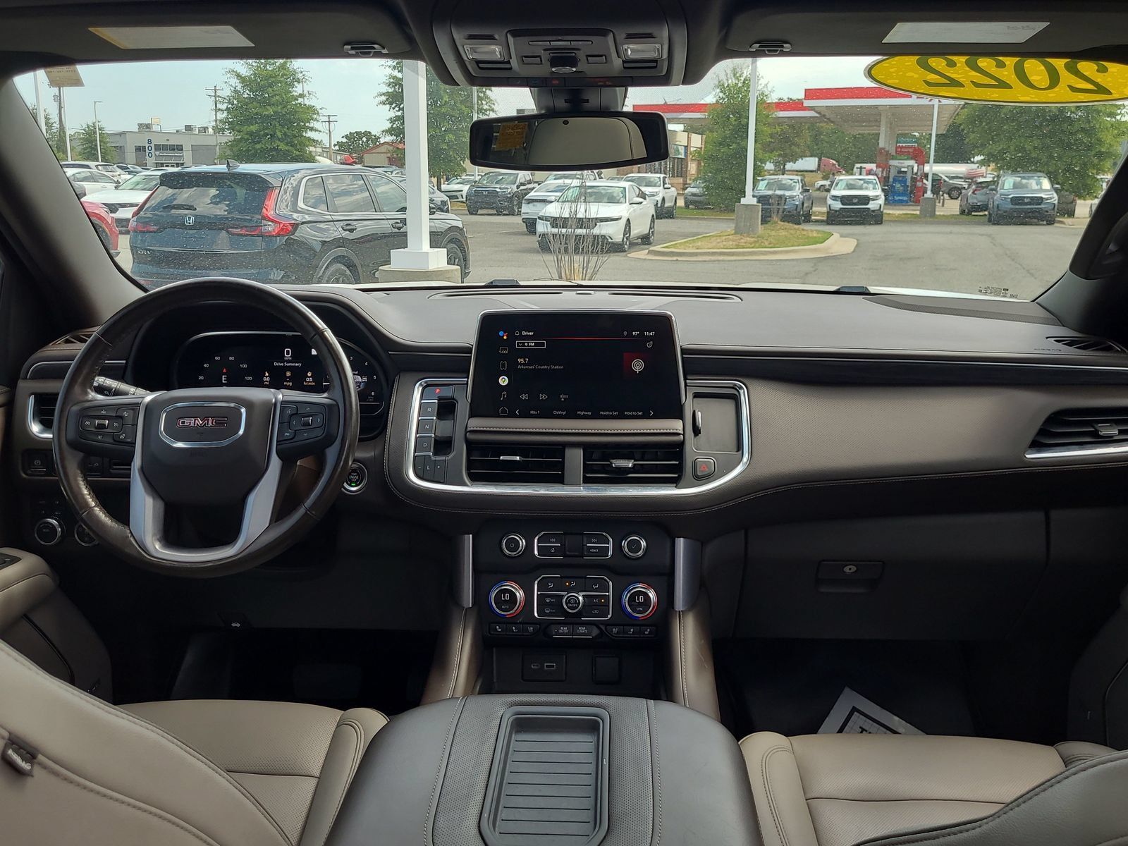 Used 2022 GMC Yukon SLT w/ SLT Premium Package AWD/4WD image 23