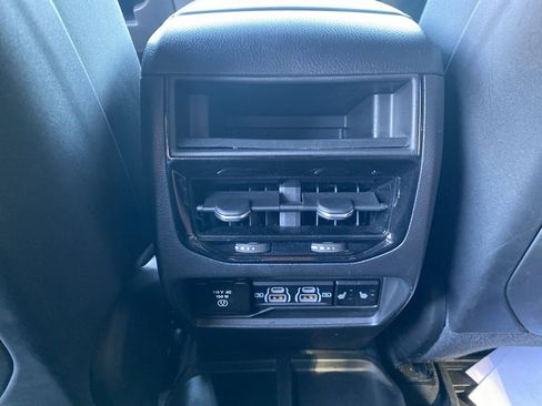 Used 2022 Jeep Grand Cherokee Trailhawk image 31