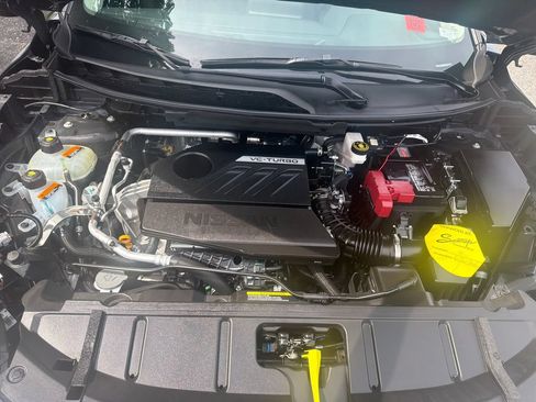 Used 2025 Nissan Rogue SV w/ SV Premium Package FWD image 42