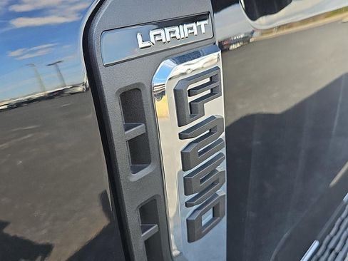 Used 2024 Ford F250 Lariat image 39