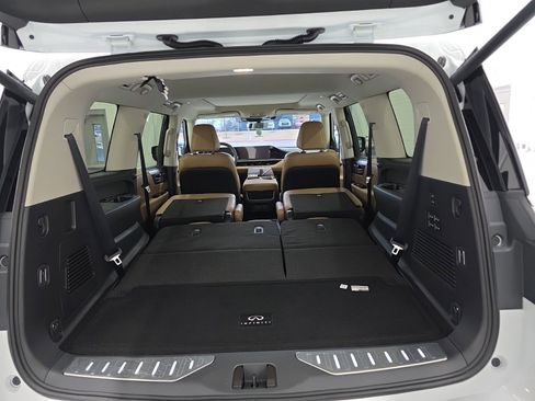New 2026 INFINITI QX80 Luxe AWD/4WD image 18
