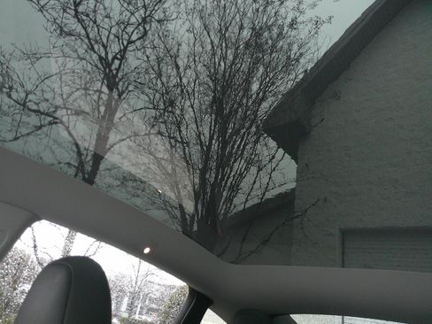 Used 2023 Tesla Model Y Long Range image 41