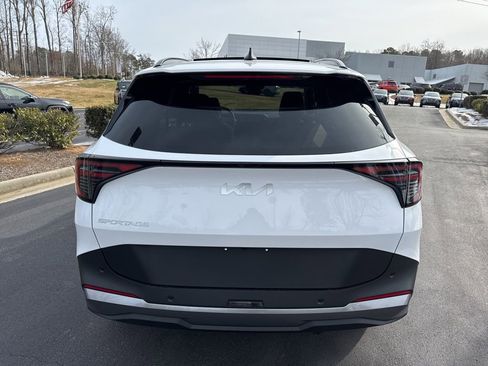 New 2026 Kia Sportage EX image 5