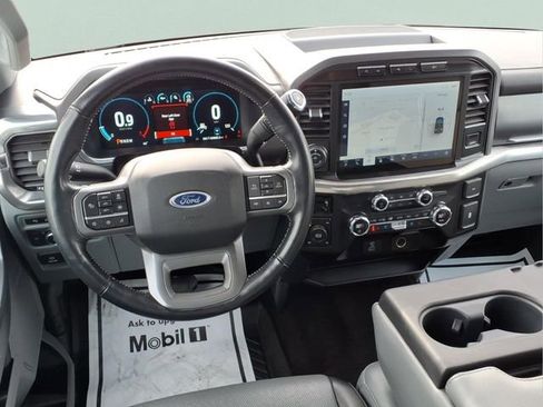 Used 2021 Ford F150 Lariat w/ Trailer Tow Package image 21