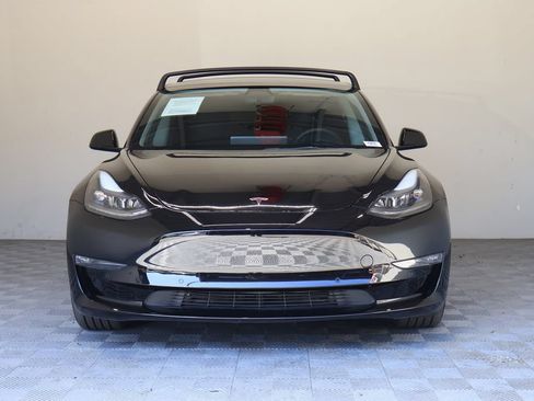 Used 2022 Tesla Model 3 Long Range AWD/4WD image 4