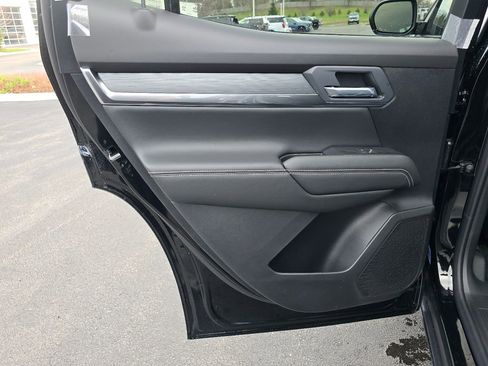 New 2026 GMC Terrain Elevation w/ Elevation Premium Package AWD/4WD image 23