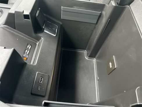 Used 2025 GMC Sierra 2500 AT4 w/ AT4 Premium Plus Package image 21