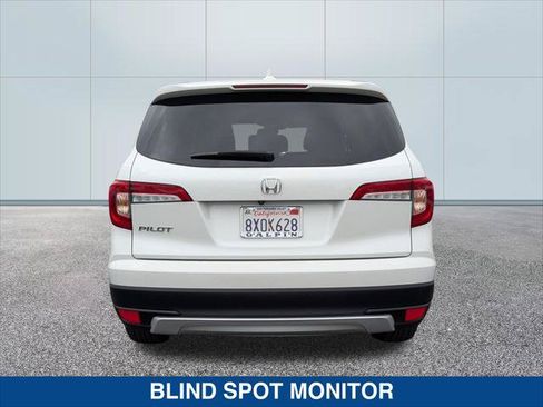 Used 2021 Honda Pilot EX image 4