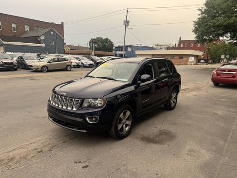 Used 2016 Jeep Compass High Altitude AWD/4WD image 2