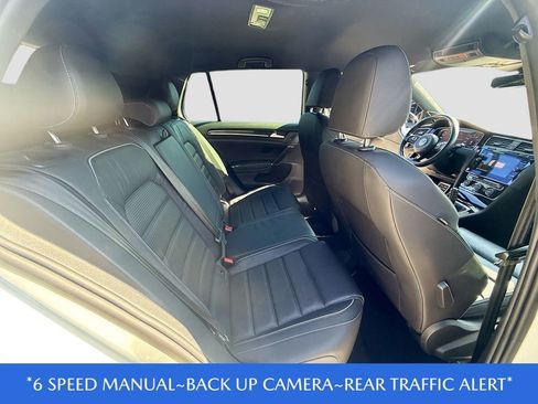 Used 2019 Volkswagen Golf R 4-Door image 29