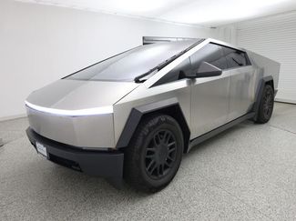 Used 2024 Tesla Cybertruck AWD Crew Cab video 1